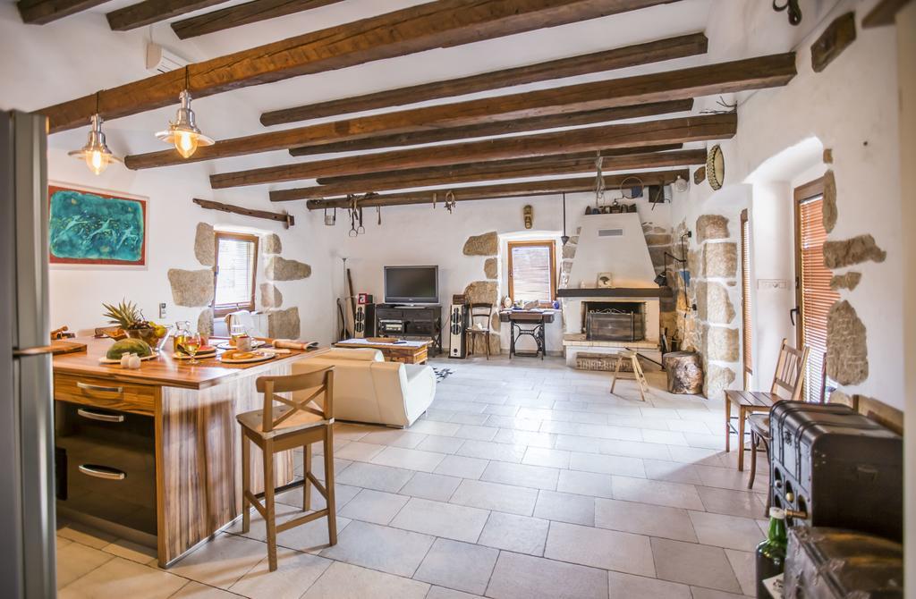 Apartments Villa Kras Krk Малинська Екстер'єр фото