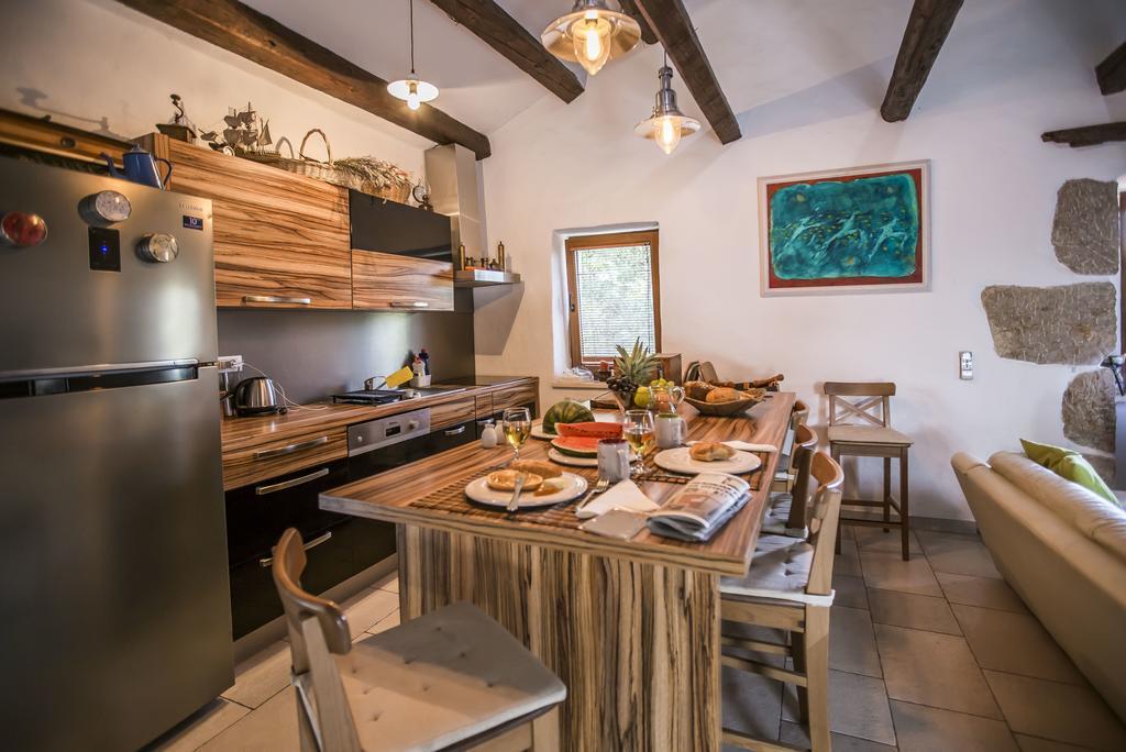 Apartments Villa Kras Krk Малинська Екстер'єр фото
